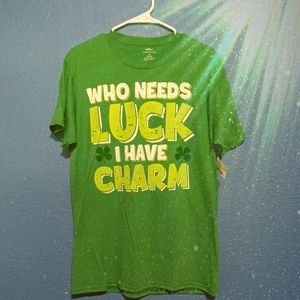 NWT St. Patrick's Day Luck & Charm Graphic T-shirt